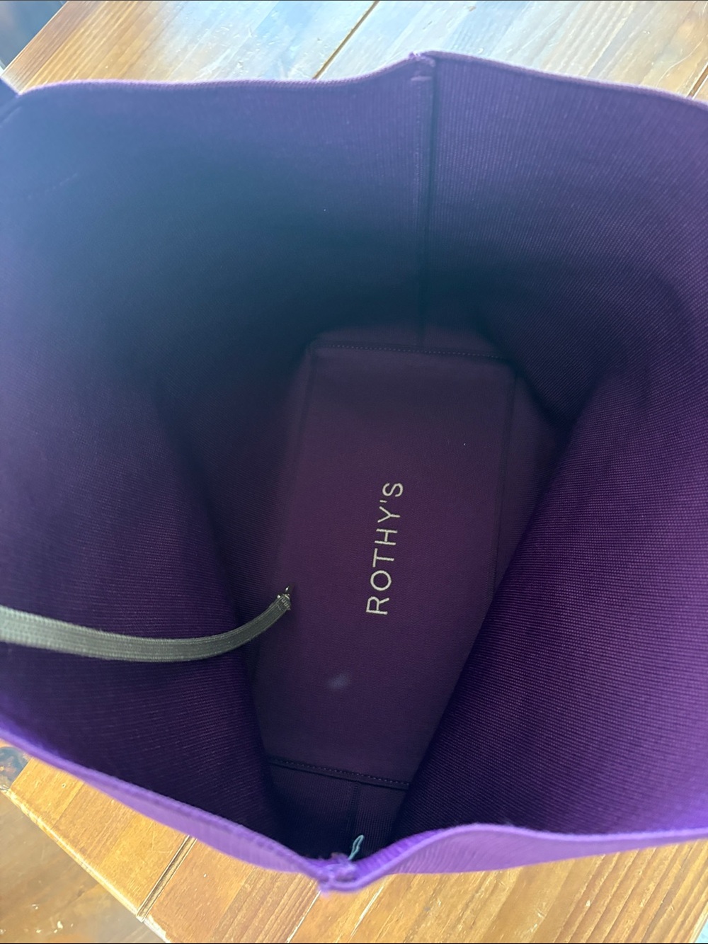 Rothys lightweight tote - Picture 3 of 3